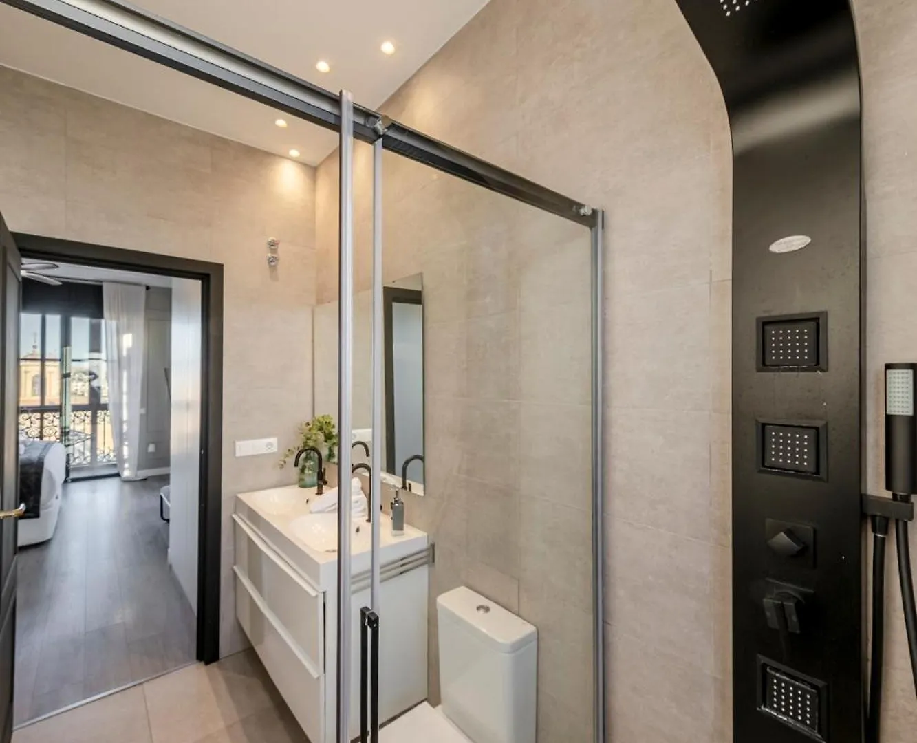 Isg Apartments Modern Atticpool At The Cathedralfree Parking Sevilha