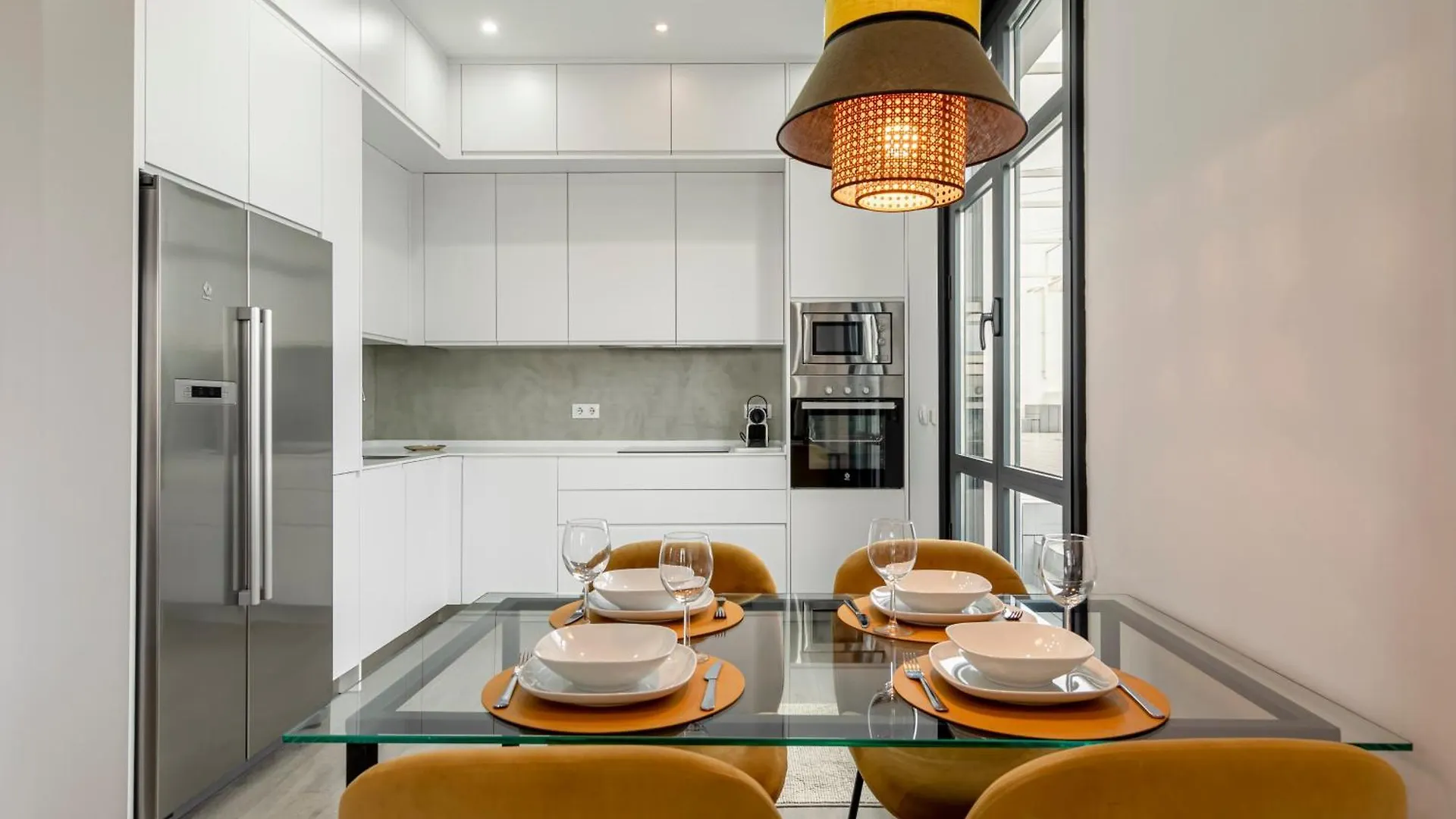 Isg Apartments Modern Atticpool At The Cathedralfree Parking Sevilla Spanien