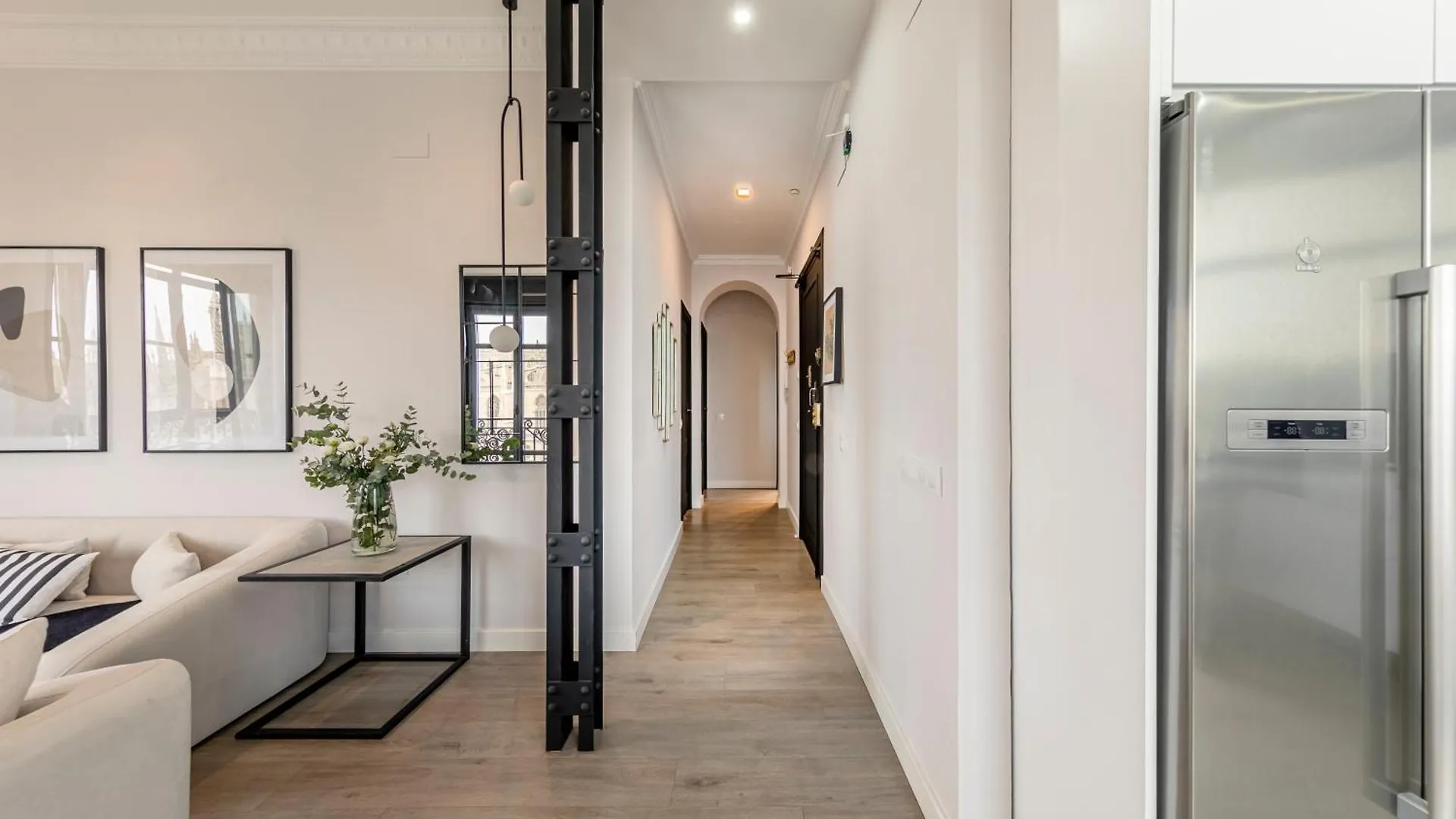 Isg Apartments Modern Atticpool At The Cathedralfree Parking Sevilla